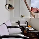 Cozy With Sunny Terrace Lägenhet Dubrovnik
