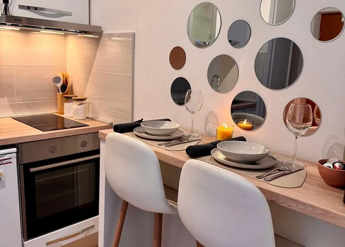 Apartman Cozy With Sunny Terrace *