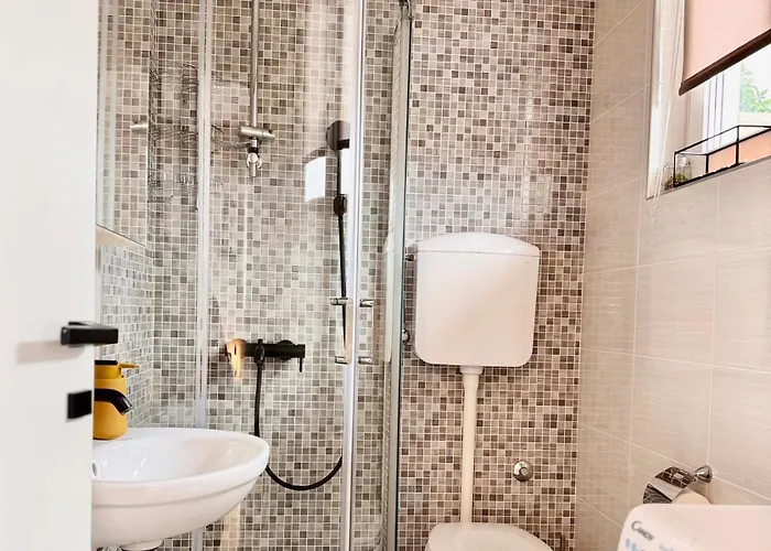 Cozy With Sunny Terrace *