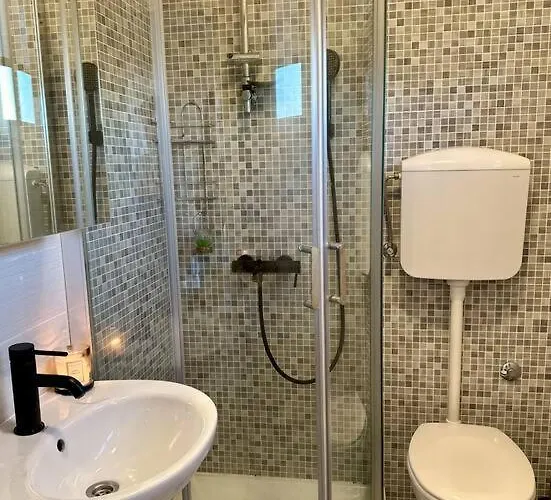 Lejlighed Cozy With Sunny Terrace