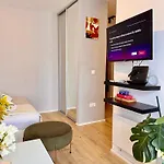 Apartamento Cozy With Sunny Terrace *