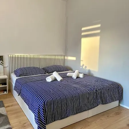 Appartement Cozy With Sunny Terrace *