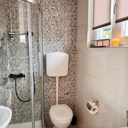 Cozy With Sunny Terrace Dubrovnik