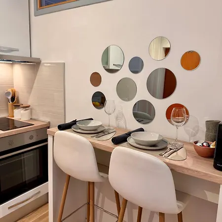 Cozy With Sunny Terrace Appartement *